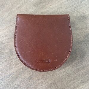 Vintage Coach International  Leather Coin Case Chestnut color 😍